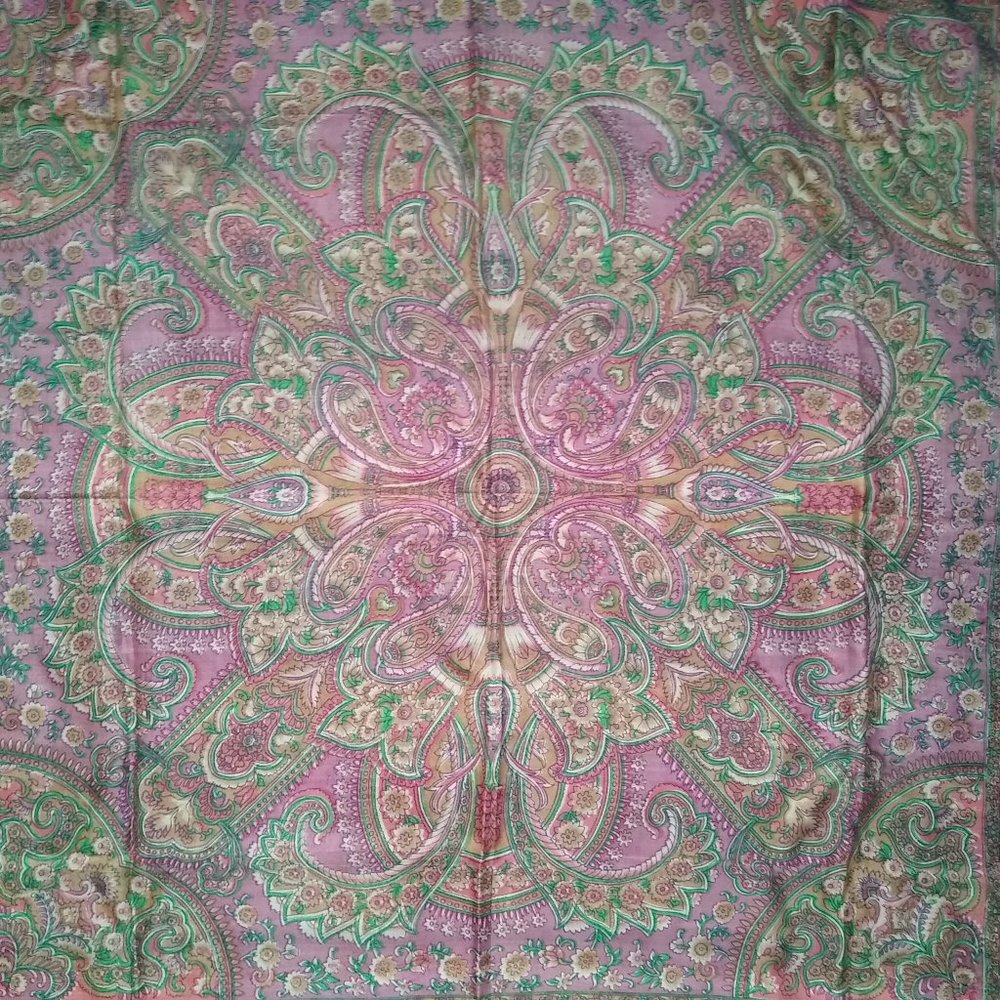 Gorgeous Rose Pink Silk Scarf Paisley India Soft - Picture 5 of 6